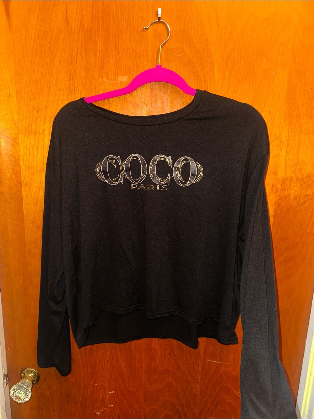 Black Women’s Long-Sleeve Top